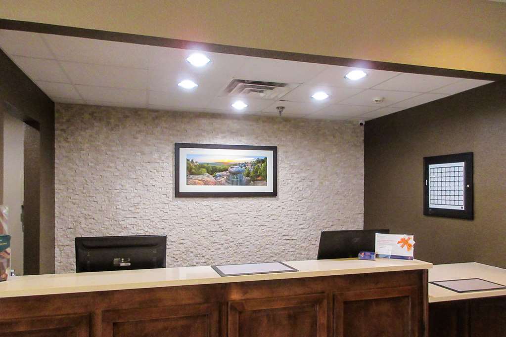 Comfort Inn Dekalb - Adjacent The University Interior foto
