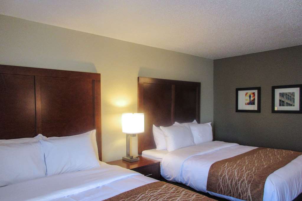 Comfort Inn Dekalb - Adjacent The University Zimmer foto